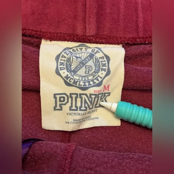 VS PINK VINTAGE Y2K VELOUR TRACKSUIT FLARE PANTS RED DOG PUP 86 PATCH LOGO HTF M - Picture 4 of 9